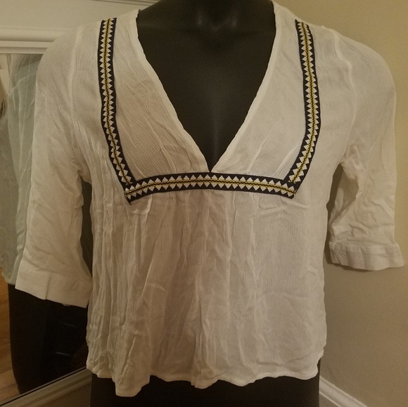 🆕️ Crop top - Picture 2 of 6